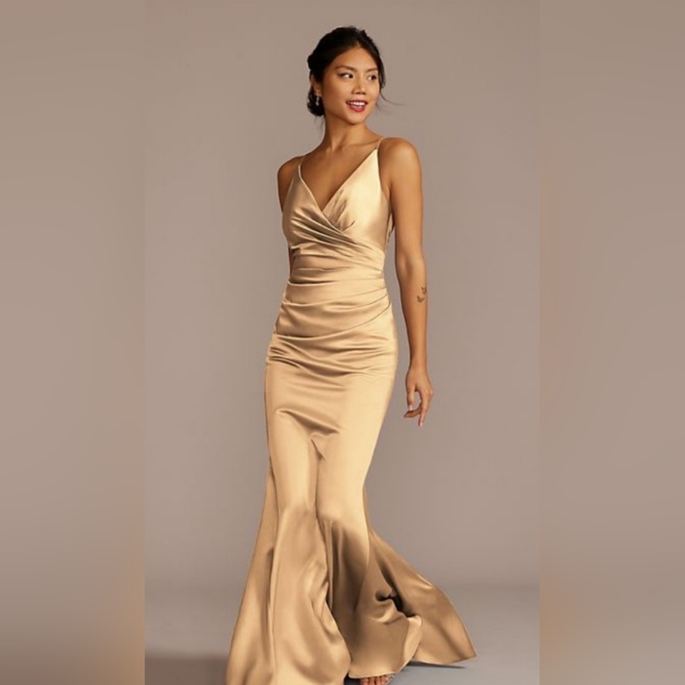 Elegant Gold Evening Gown